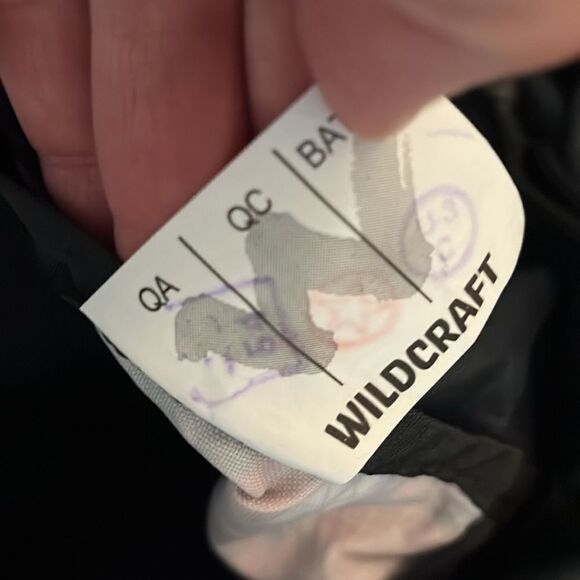 Wildcraft Urban Print 45L 26” tall x 16” wide x 12” deep Pack Hiking Backpack - Picture 7 of 7